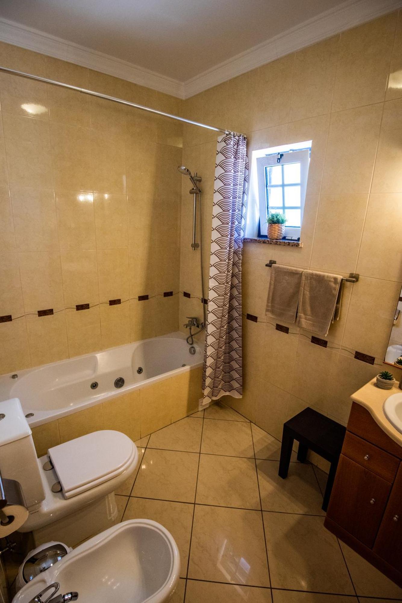 Charm Apartment T2 All With Big Terrace Albufeira Self Check-In Bagian luar foto