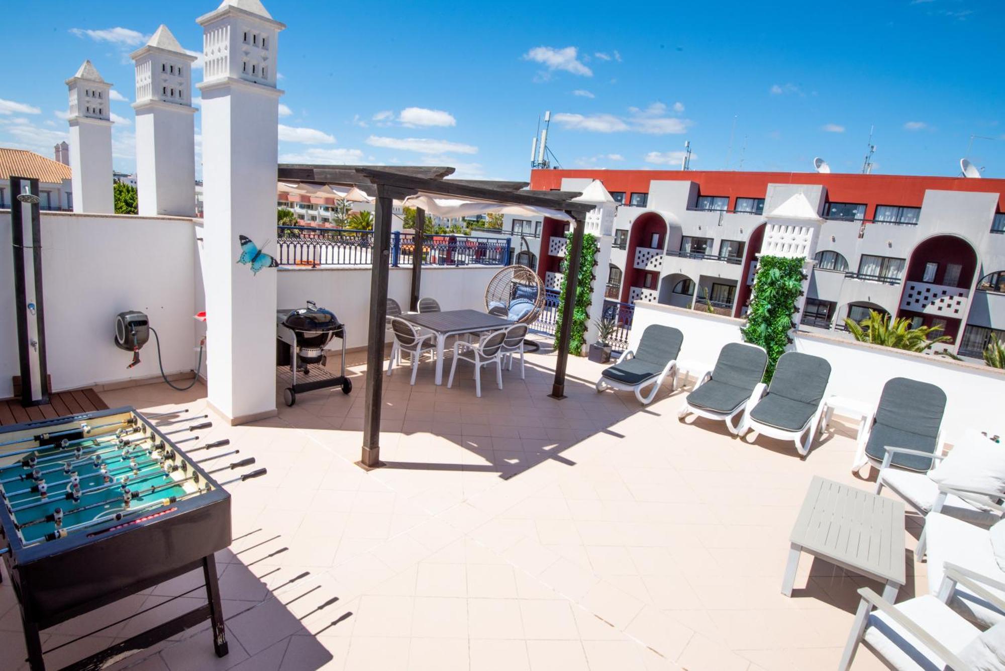 Charm Apartment T2 All With Big Terrace Albufeira Self Check-In Bagian luar foto