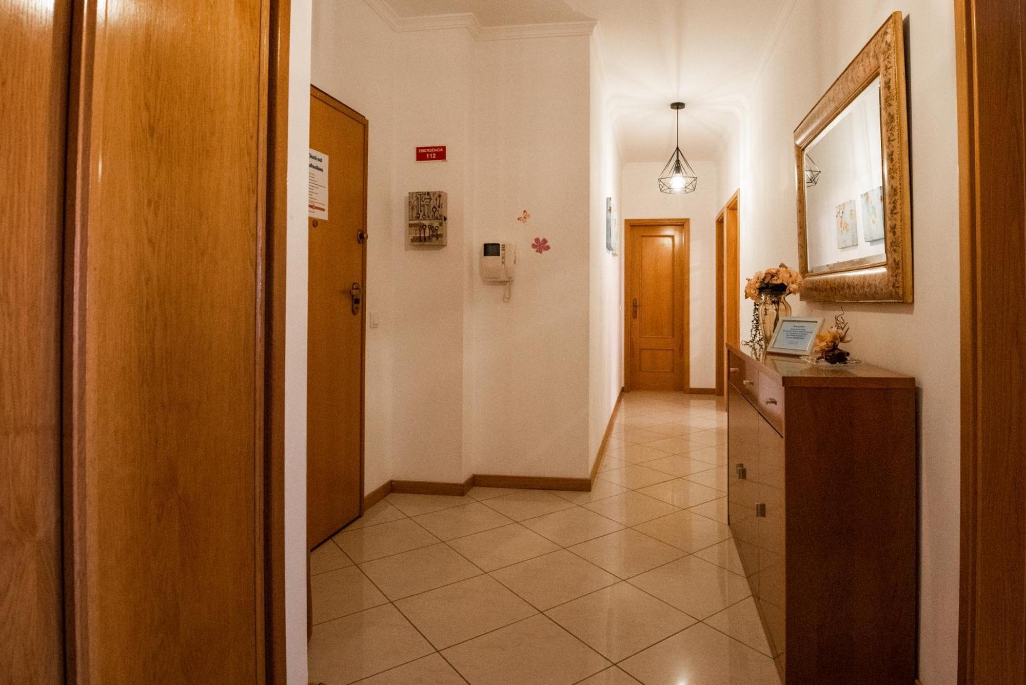 Charm Apartment T2 All With Big Terrace Albufeira Self Check-In Bagian luar foto