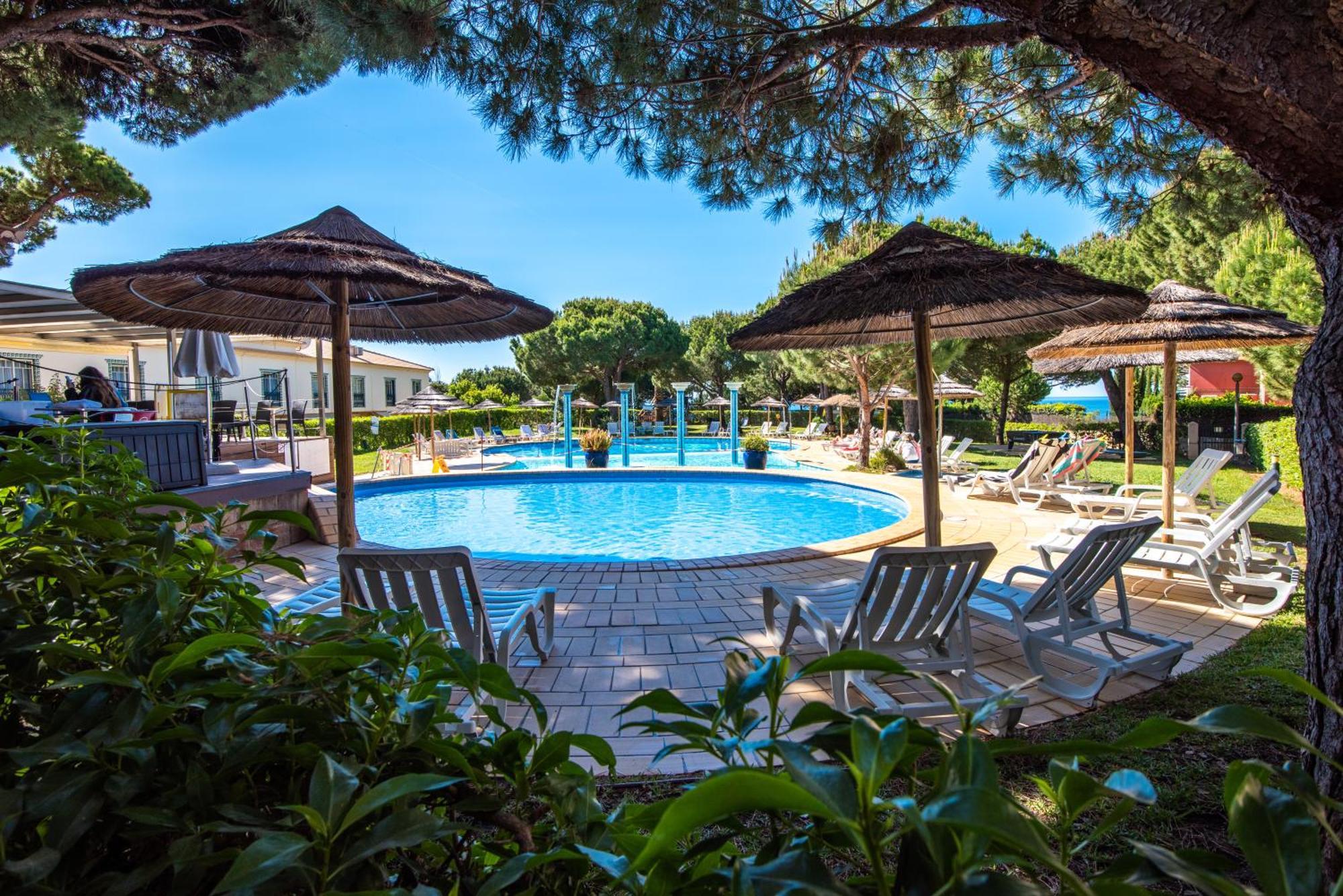Charm Apartment T2 All With Big Terrace Albufeira Self Check-In Bagian luar foto